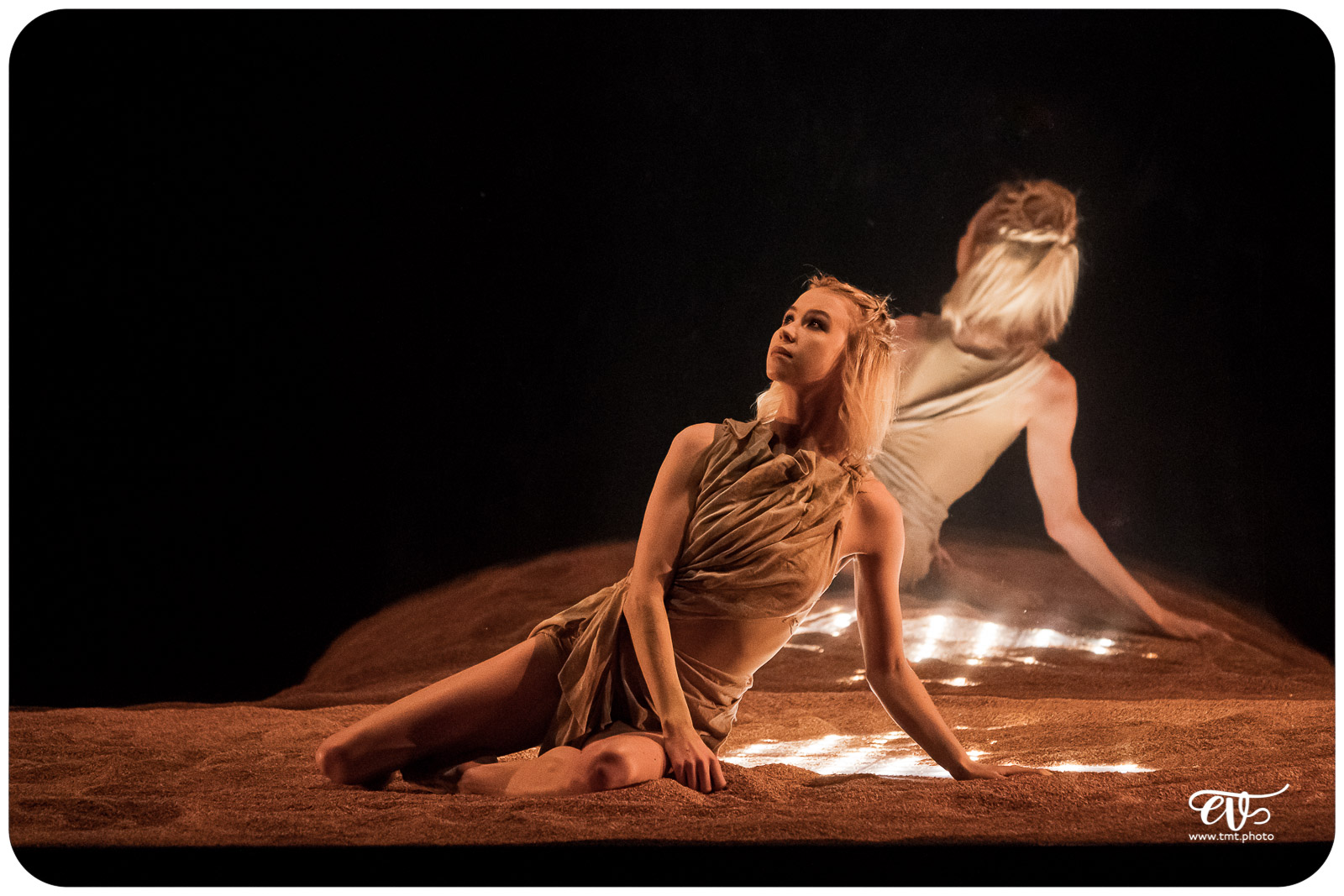 MY LAND (RECIRQUEL COMPANY)